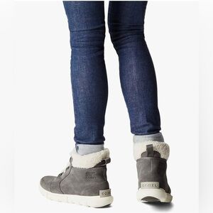 SOREL EXPLORER™ II CARNIVAL COZY // Size 7.5 // Quarry / Dove